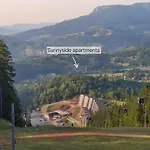 Sunnyside Apartments, Pale, Ravna Planina, 4 Kuce, 16 Osoba Vikendica *