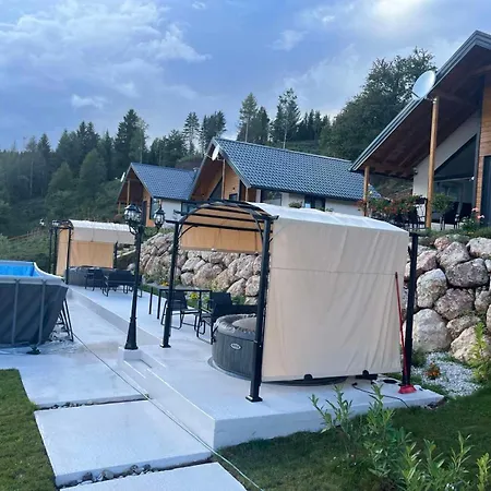 Ferienhaus Sunnyside Apartments-Pale, Ravna Planina, Pool & Jacuzzi